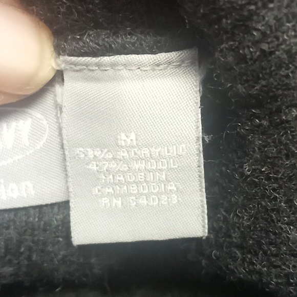 Old Navy Turtleneck - Picture 4 of 5